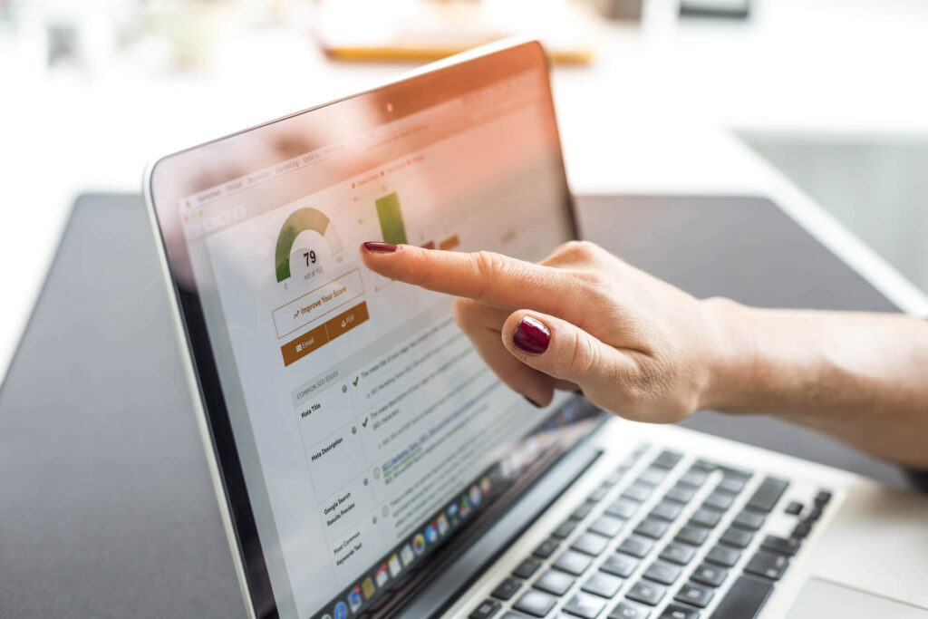 SEO Vs Google Ads – Which is better for small business marketing?
