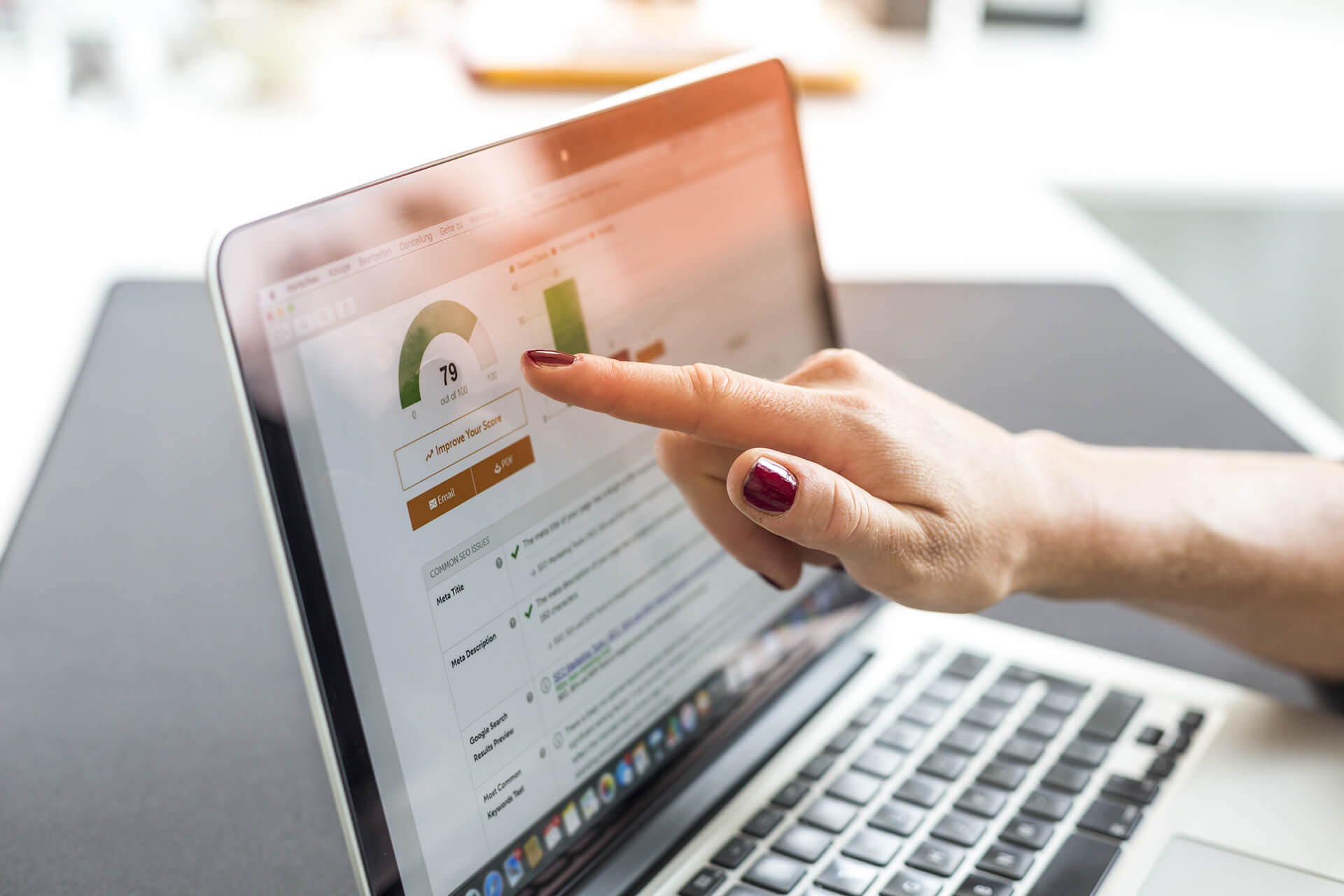 SEO Vs Google Ads – Which is better for small business marketing?